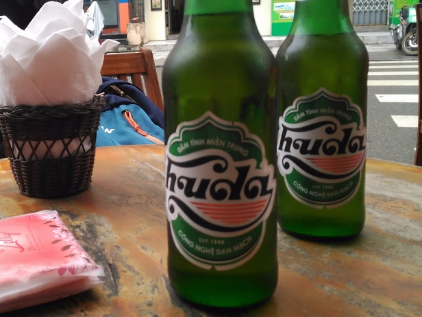 Huda - Cerveza local de Hue